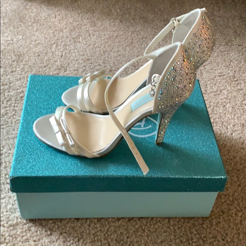 Betsey Johnson Satin White Jewel  Heels 7.5